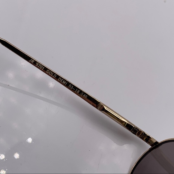 Vintage Advantage Eyewear Gold Aviator Sunglassws - Picture 7 of 7